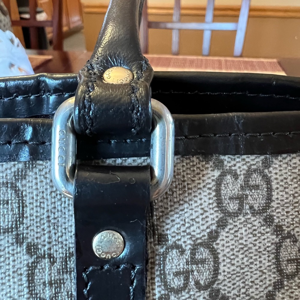 Gucci shoulder bag - Picture 9 of 16